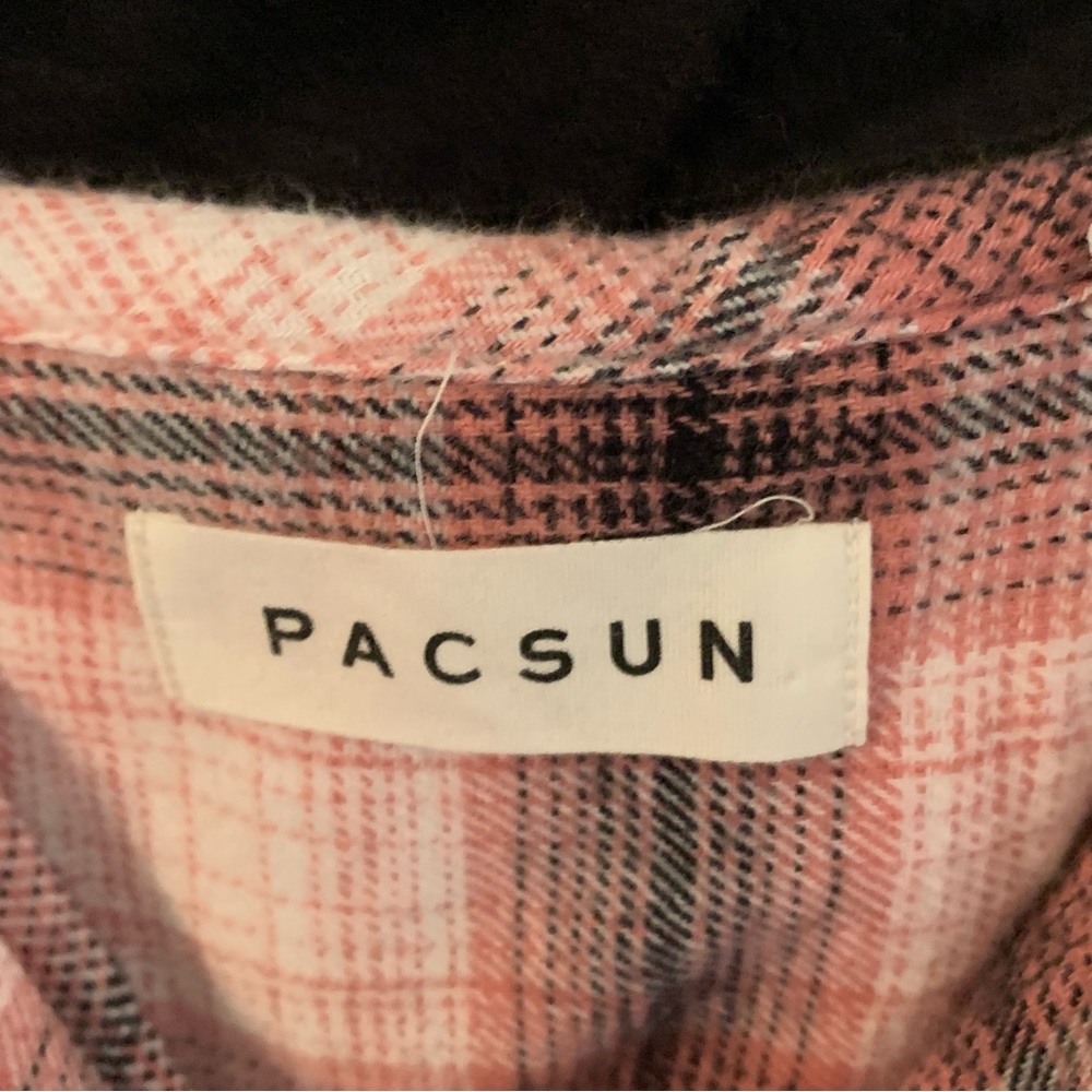 Pacsun T-Shirt Hoodie - Picture 2 of 4